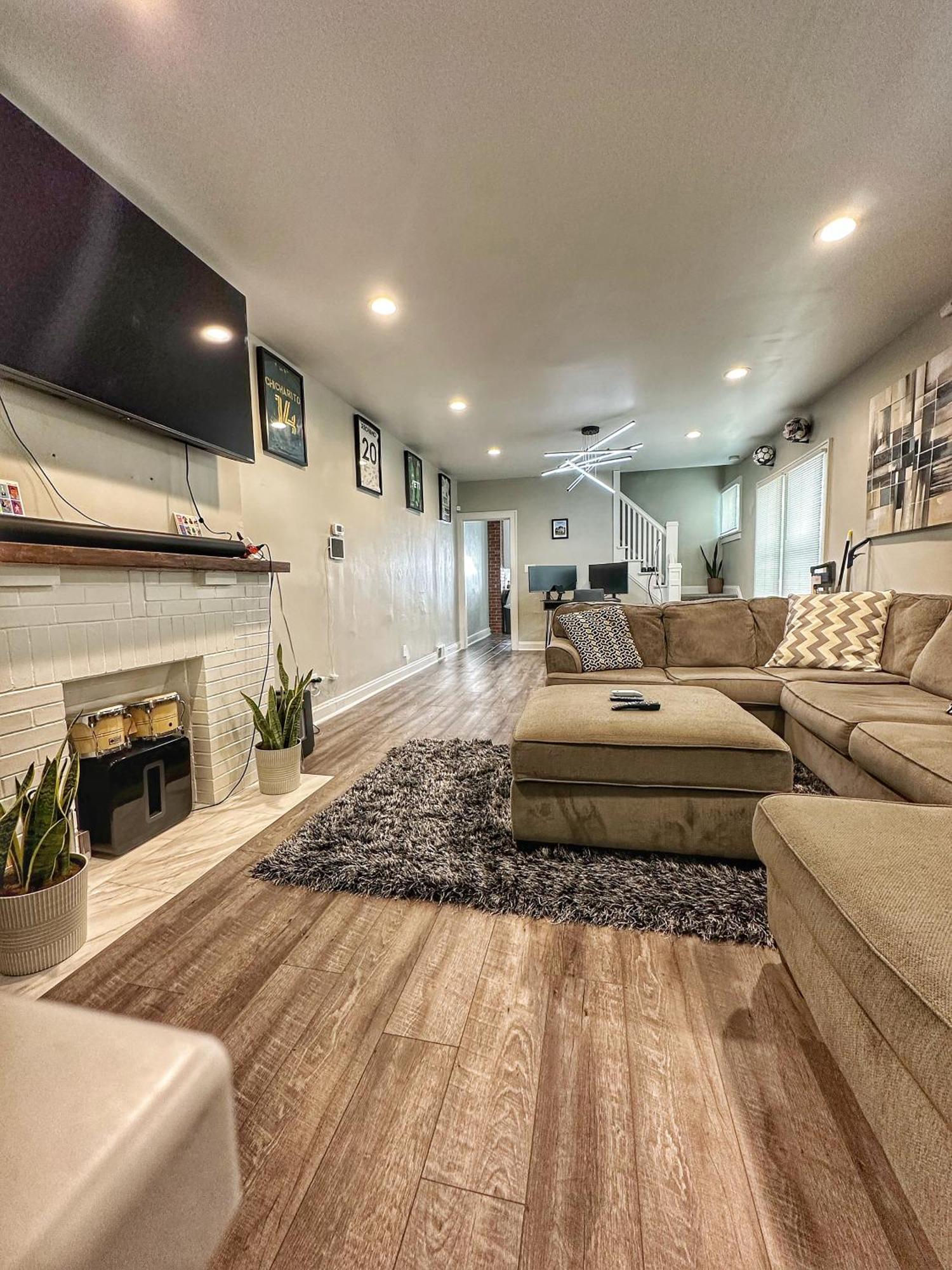 Modern Luxe 3Br 1Ba With Bar 7 Villa Columbus Luaran gambar